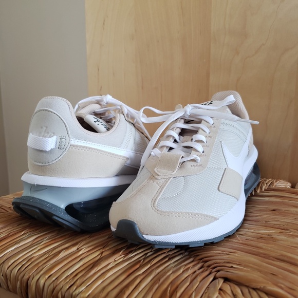 Nike Air Max Pre Day Sneakers Size 7 NEW! - Picture 3 of 16